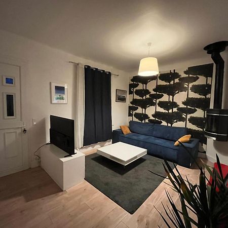 Agreable Maison De Ville Avec Une Belle Terrasse 安格雷 外观 照片